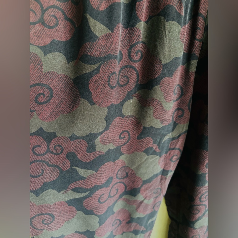 Dries Van Noten 100% Silk Black & Maroon Cloud Botanical Motif Trousers Size: 42 - Picture 5 of 6